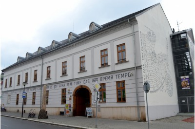 budova-ec.jpg