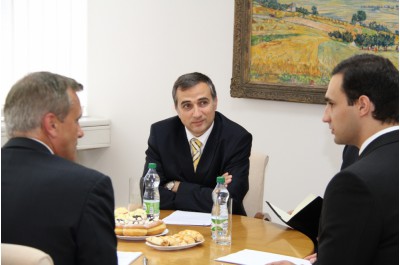 azerb-velvyslanec-3.jpg