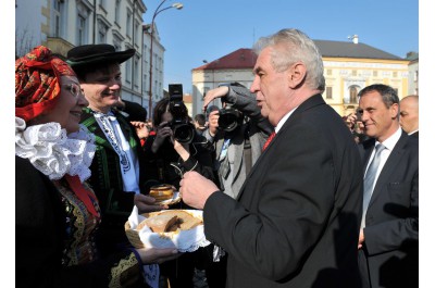 Prezident Zeman se setká s občany kraje na čtyřech místech regionu