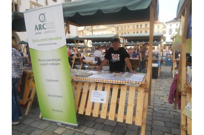 Neziskové organizace na farmářských trzích 2015