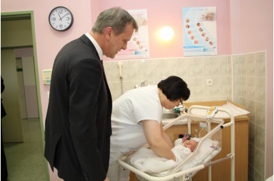 Hejtman Rozbořil navštívil prvního letošního občánka Olomouckého kraje