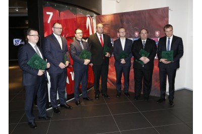 Hejtman Rozbořil podepsal memorandum o vzniku Regionální fotbalové akademie