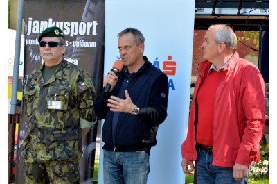 Den se složkami IZS v Brodku u Přerova     foto: Jan Teimer