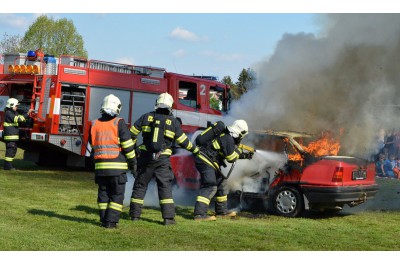 Den se složkami IZS v Brodku u Přerova     foto: Jan Teimer