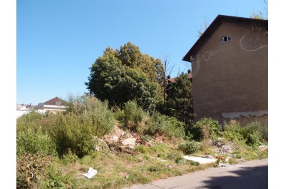Radní chtějí koupit zpět někdejší ghetto ve Škodově ulici