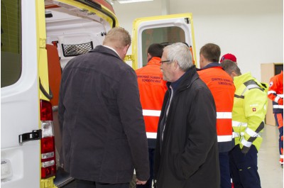 Olomoucký kraj nakoupil další sanitky pro zdravotnickou záchrannou službu