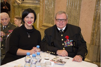 Hejtman uctil památku obětí vojenských konfliktů a poděkoval válečným veteránům