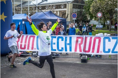 Juniorský maraton otevřel registrace. Opět chce rozběhat tisíce středoškoláků            foto: RunCzech