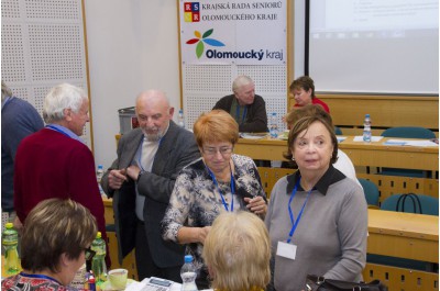 Krajská rada seniorů má nové vedení. Post předsedkyně obhájila Milena Hesová