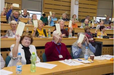 Krajská rada seniorů má nové vedení. Post předsedkyně obhájila Milena Hesová