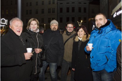 Punč s hejtmanem opět lákal. Výtěžek poputuje na dobročinné účely