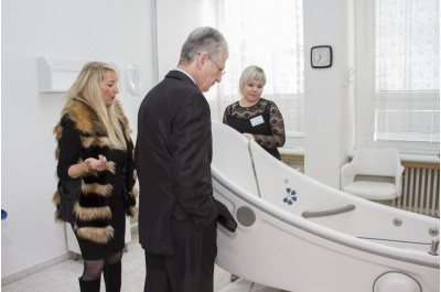 Hejtman Košta se setkal s Pečovatelkou roku 2016. Tou byla zvolena Věra Chaloupková z Olomouce