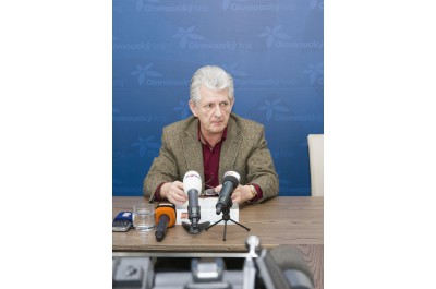 V Olomouci musel nouzově přistát vrtulník letecké záchranné služby. Hejtman Košta požaduje změnu provozovatele