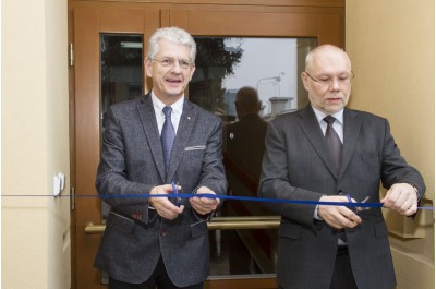 Hejtman Košta slavnostně otevřel zrekonstruovanou budovu centra sociálních služeb Klíč 