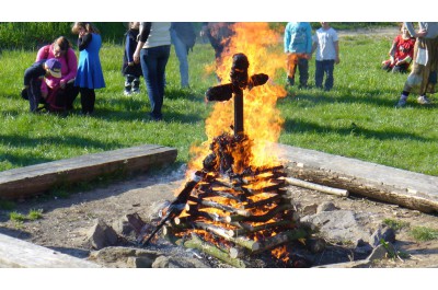 Prožijte bezpečné pálení čarodějnic
