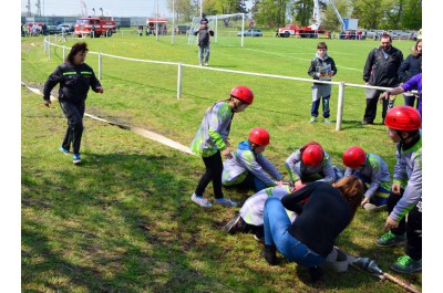 Den se složkami integrovaného záchranného systému v Brodku u Přerova               foto: Jan Teimer