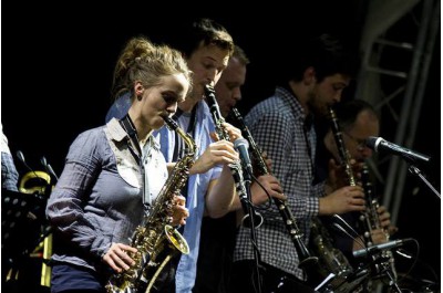 Kéž by tisíc klarinetů - velkolepá derniéra v OPEN AIR podání – náhradní termín; uvedeno v rámci Svátků města Olomouce