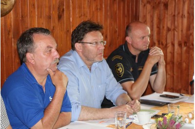 Hasiči bojovali s rozsáhlým lesním požárem u hranic s Polskem. V rámci cvičení Forest Fire 2017
