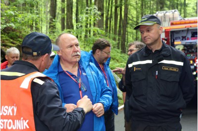 Hasiči bojovali s rozsáhlým lesním požárem u hranic s Polskem. V rámci cvičení Forest Fire 2017