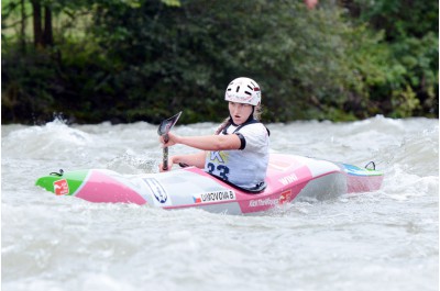 České juniorky drtí světovou konkurenci                    foto: Alena Ceplová