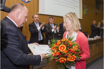 Hejtman Olomouckého kraje Ladislav Okleštěk ocenil Darinu Nešporovou