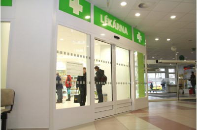 Sehnat léky bude snazší. Nemocnice otevřela non-stop lékárnu 