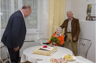 „Recept na dlouhověkost nemám,“ říká vitální 104letá seniorka