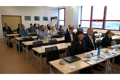 KHK OK pozvala podnikatele na přehlídku prvotřídní práce vědců z Univerzity Palackého