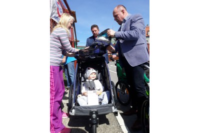 Hejtman předá dary a návdavkem i radost