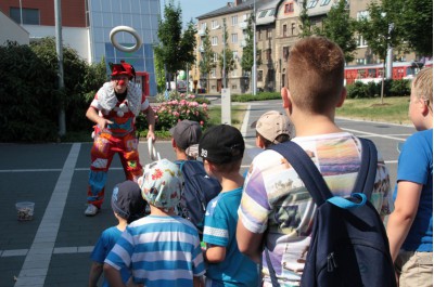 Děti slaví. Kraj pro ně připravil den s hasiči, policisty a záchranáři