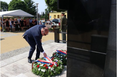 Zástupci kraje uctili památku vypálené obce