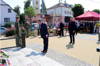Zástupci kraje uctili památku vypálené obce