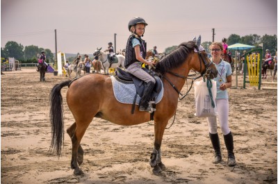 Závod koní už poosmé pomohl hendikepovaným dětem a starším lidem     Foto: Tereza Bláhová