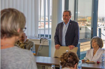 Hejtmanství přispěje politickým vězňům na léky
