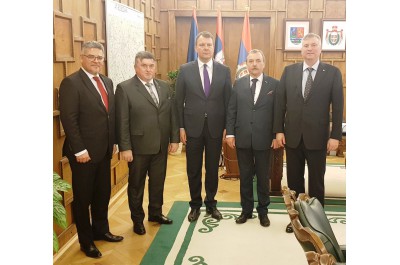 Zdravotnictví a školství. Dvě oblasti, o které Olomoucký kraj rozšíří spolupráci s partnerskou Vojvodinou