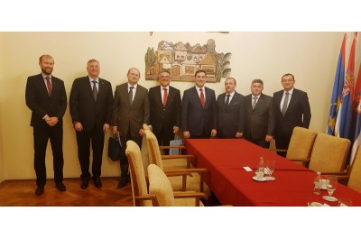 Zdravotnictví a školství. Dvě oblasti, o které Olomoucký kraj rozšíří spolupráci s partnerskou Vojvodinou