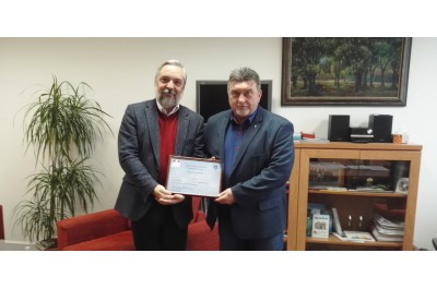 Slovanské gymnázium získalo prestižní ocenění za francouzštinu
