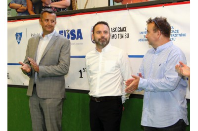 Naděje stolního tenisu hrají v Olomouci. Mezinárodní mistrovství zahájil náměstek hejtmana Petr Vrána