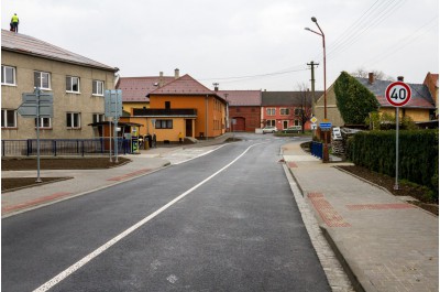 Maraton otvírání nových silnic pokračuje