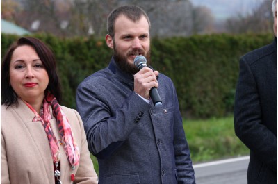 Průtah Libinou je další v řadě silnic, které letos kraj opravil