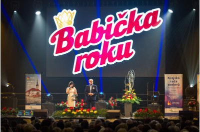 Finále Babičky roku České republiky sledoval zaplněný pavilón