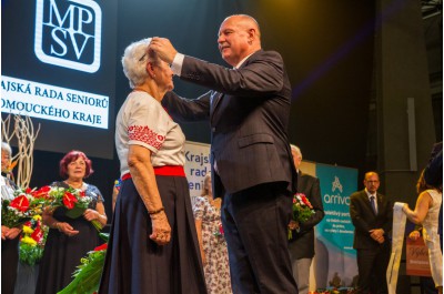 Finále Babičky roku České republiky sledoval zaplněný pavilón