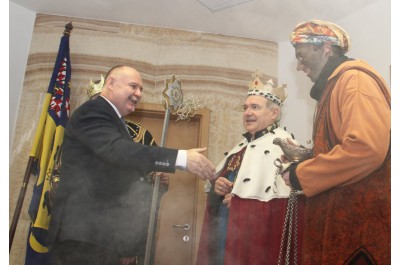 Na úřad zavítali králové. Hejtmanství mělo vzácnou návštěvu 