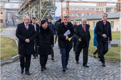 Návštěva premiéra v kraji měla dvě velká témata – zdravotnictví a dopravní stavby