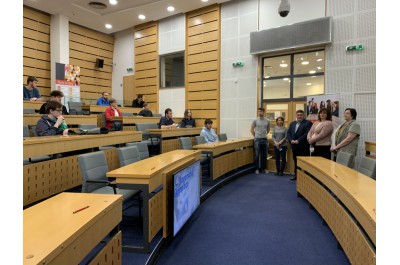 Ekonomická olympiáda prověřila znalosti studentů z Olomouckého kraje