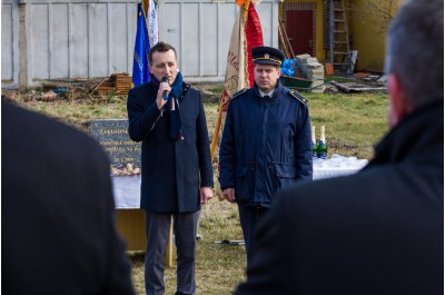 Kostelečtí hasiči budou mít novou zbrojnici. Stavba už začala
