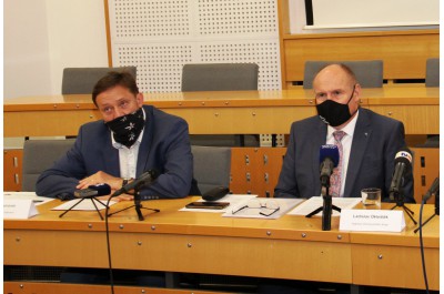 Hejtmanství sestavuje startér pro ekonomiku. Zapojí experty