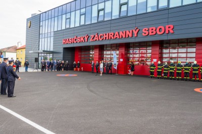 Hasiči slavnostně otevřeli sídlo územního odboru a stanici v Přerově