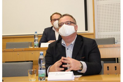 Kraj podepsal smlouvu s Českými drahami