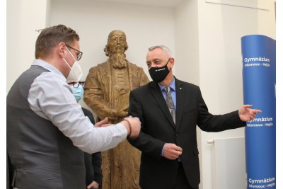 Kraj spouští pilotní projekt testování žáků středních škol